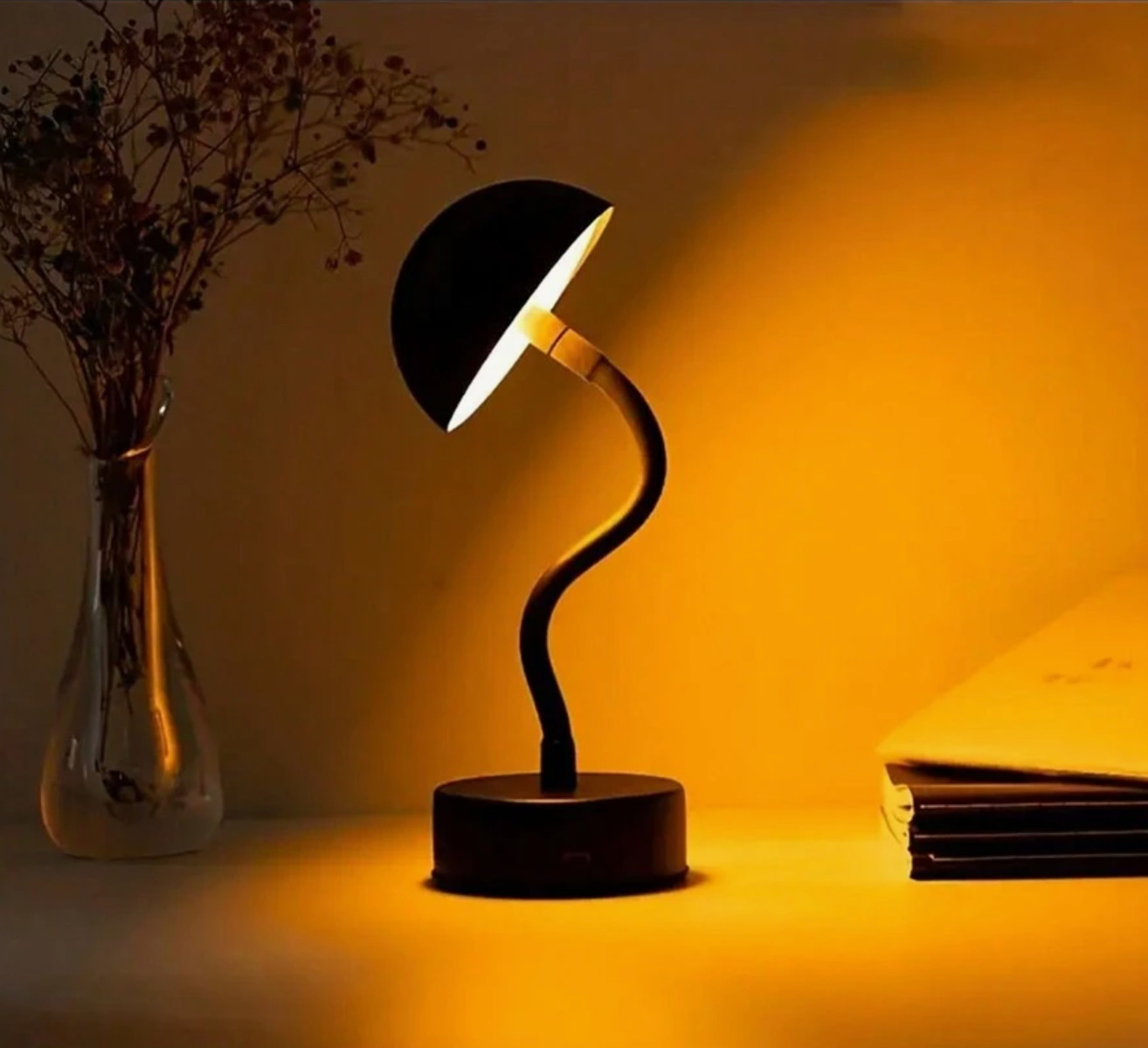 Mushroom LED Table Lamp